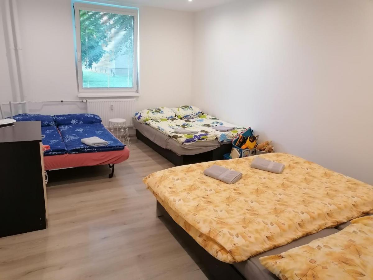 Apartman Aneta Karlsbad Exteriör bild